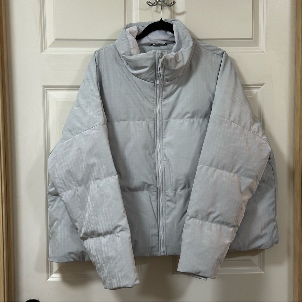 Under Armour 700FP down puffer jacket women’s white grey women’s size L warm NWT - Picture 8 of 15